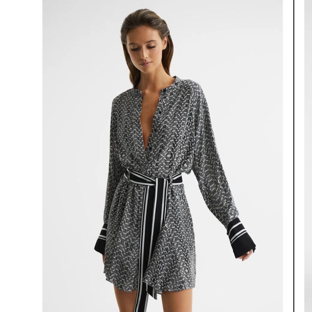 Reiss Navy Laria Stripe Cuff Printed Mini Dress - Size 12